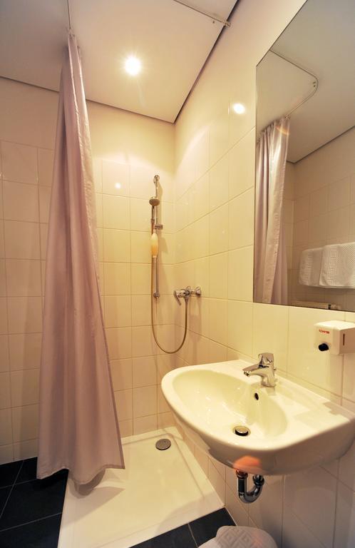 Hotel Galerie Грайфсвалд Екстериор снимка